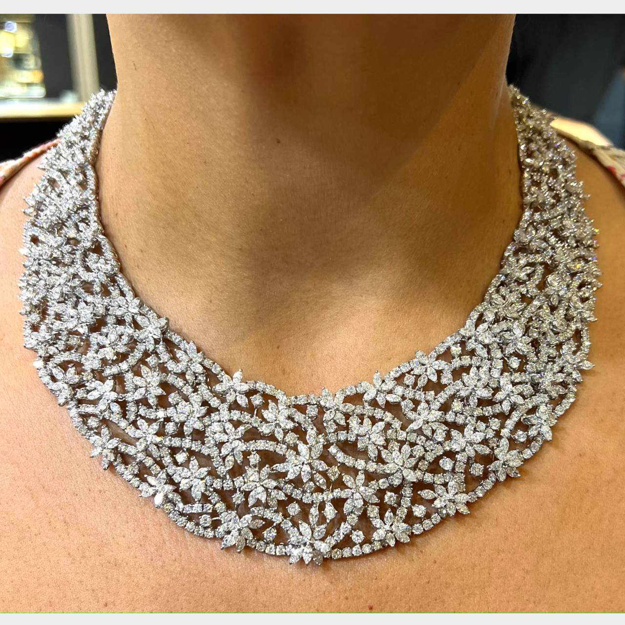 18K White Gold 110.00 Ct. Diamond Necklace